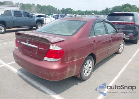 2006 Toyota Camry Le z USA, uszkodzony, nr VIN 4T1BE32KX6U107838